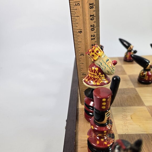 Vintage Chess Set Hungarian Folk Art Erzgebirge Complete Hand-painted Wood - Picture 15 of 16